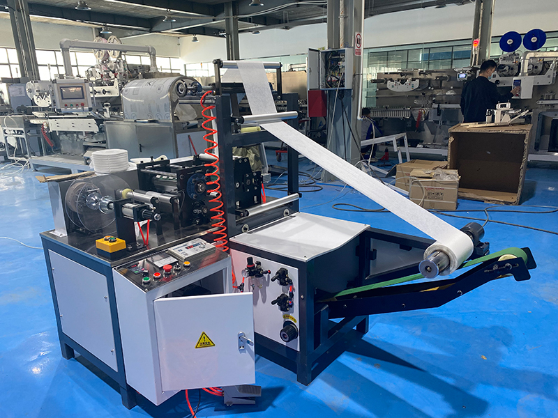 卷式潔面巾機械設備 卷式潔面巾機械設備